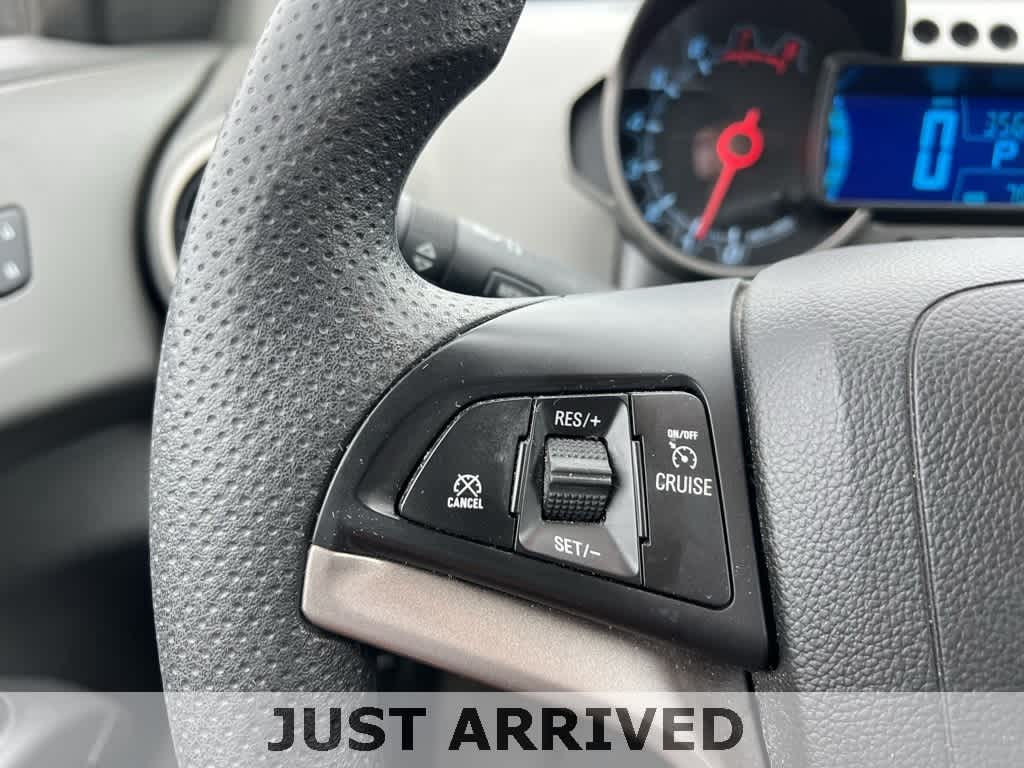 Thumbnail: 2016 Chevrolet Sonic - 19