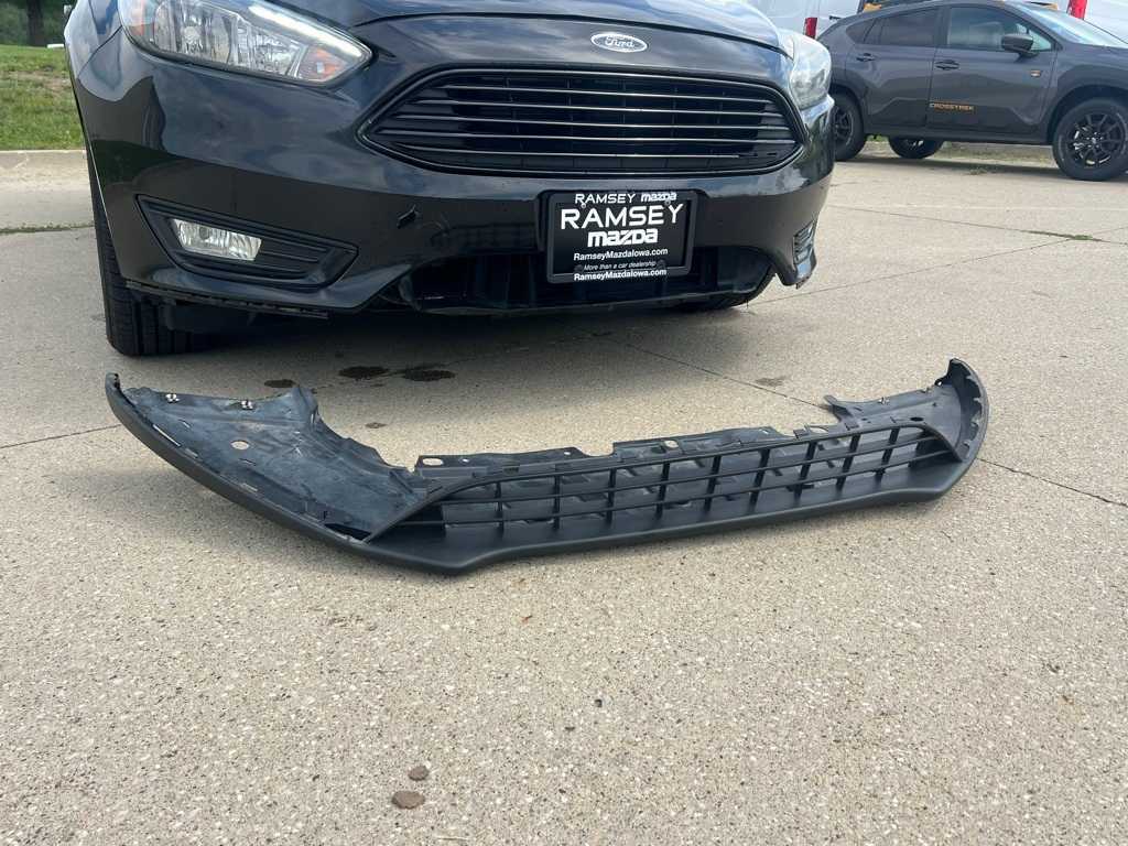 Thumbnail: 2016 Ford Focus - 10