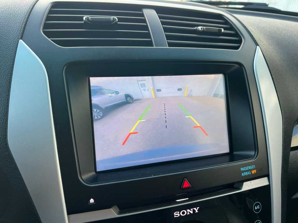 Thumbnail: 2014 Ford Explorer - 28