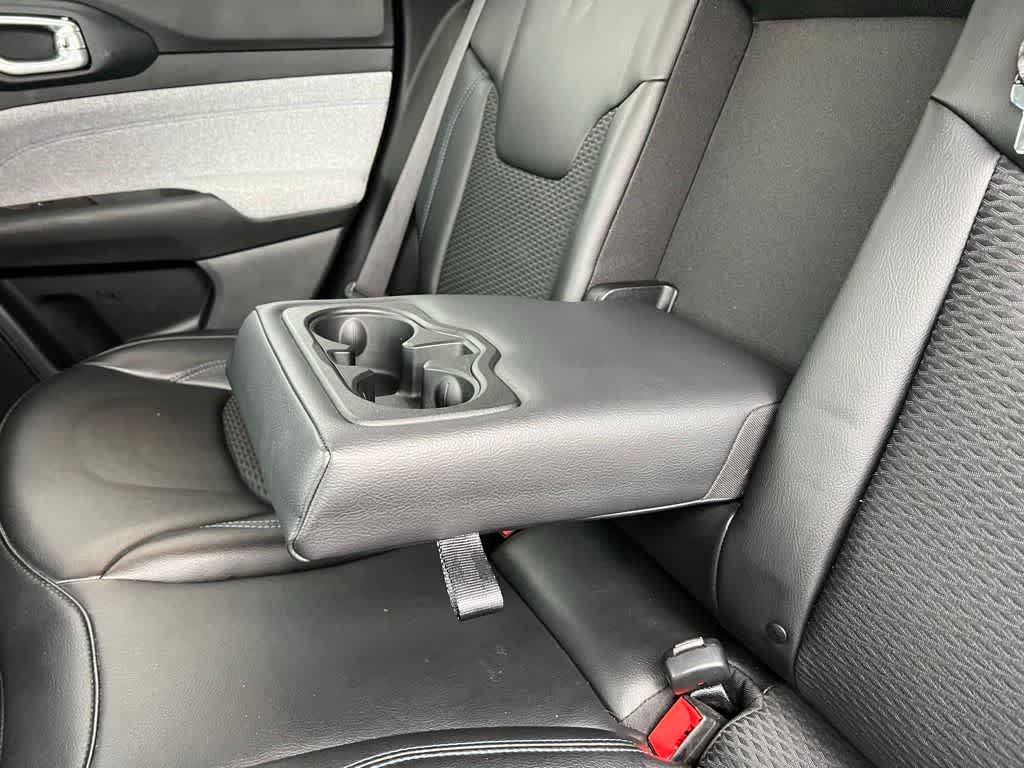 Thumbnail: 2022 Jeep Compass - 21