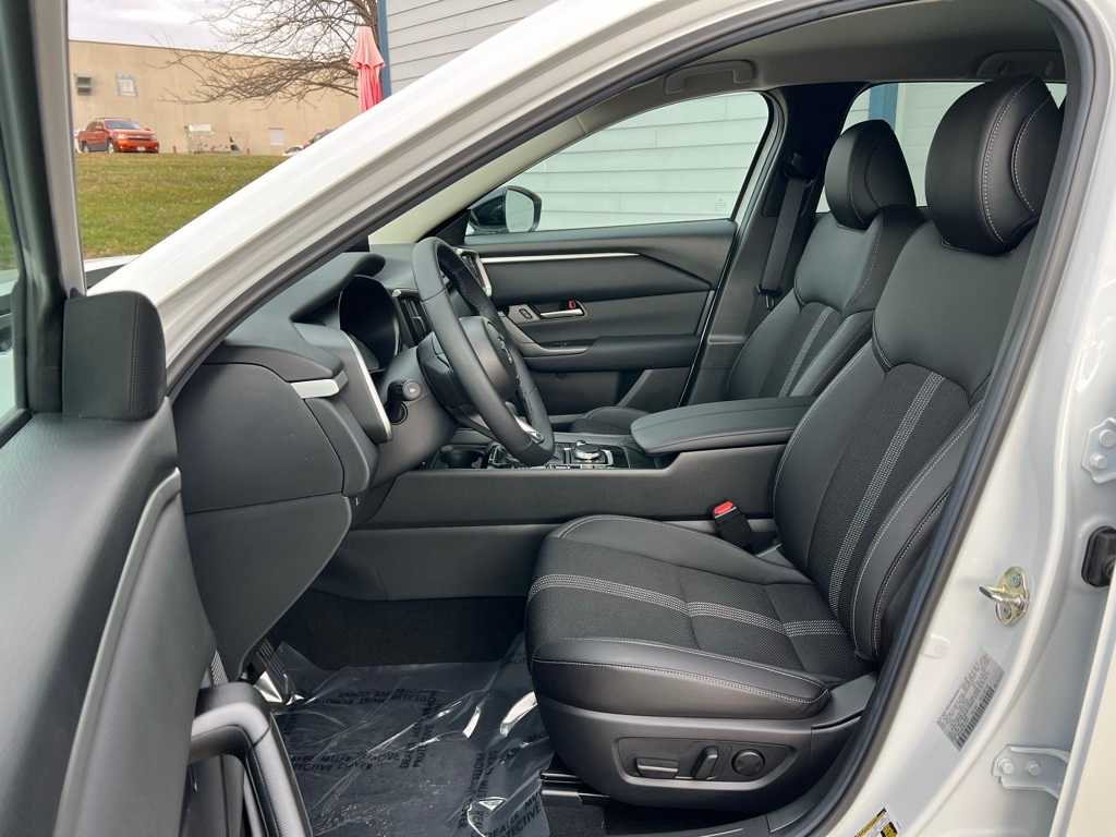 Thumbnail: 2025 Mazda CX-50 - 12