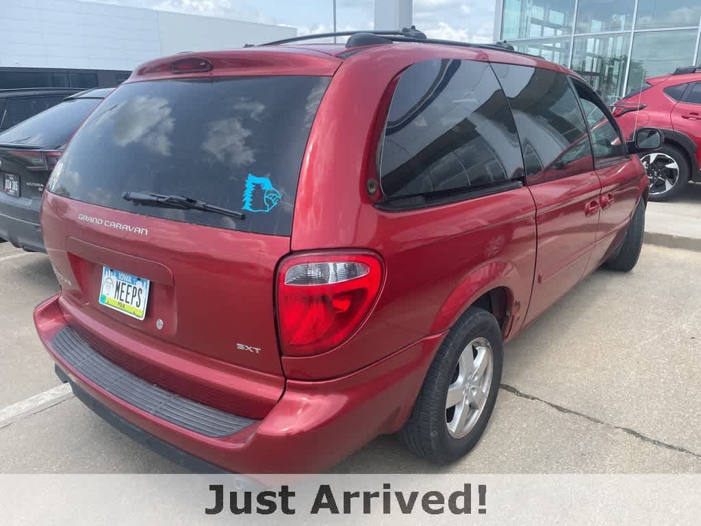 2005 Dodge Grand Caravan SXT 3