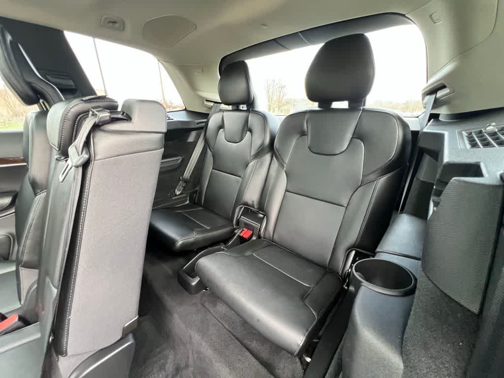 Thumbnail: 2019 Volvo XC90 - 24
