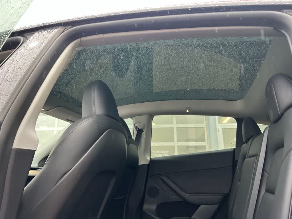 Thumbnail: 2022 Tesla Model Y - 17