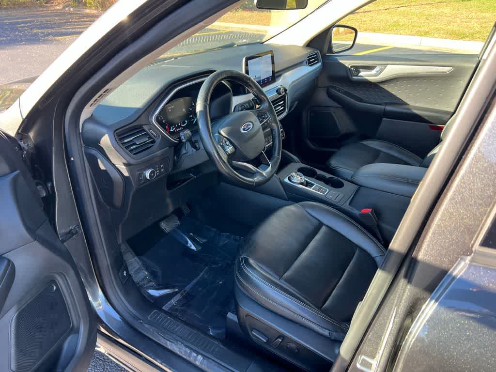 Thumbnail: 2020 Ford Escape - 2