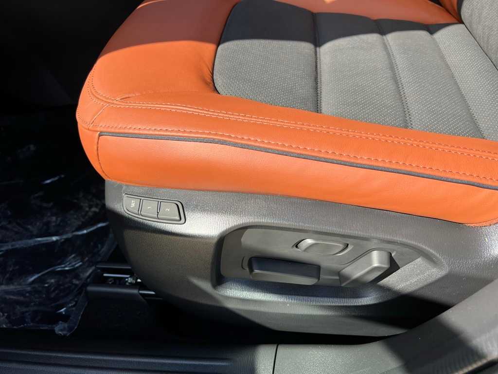 Thumbnail: 2025 Mazda CX-5 - 14