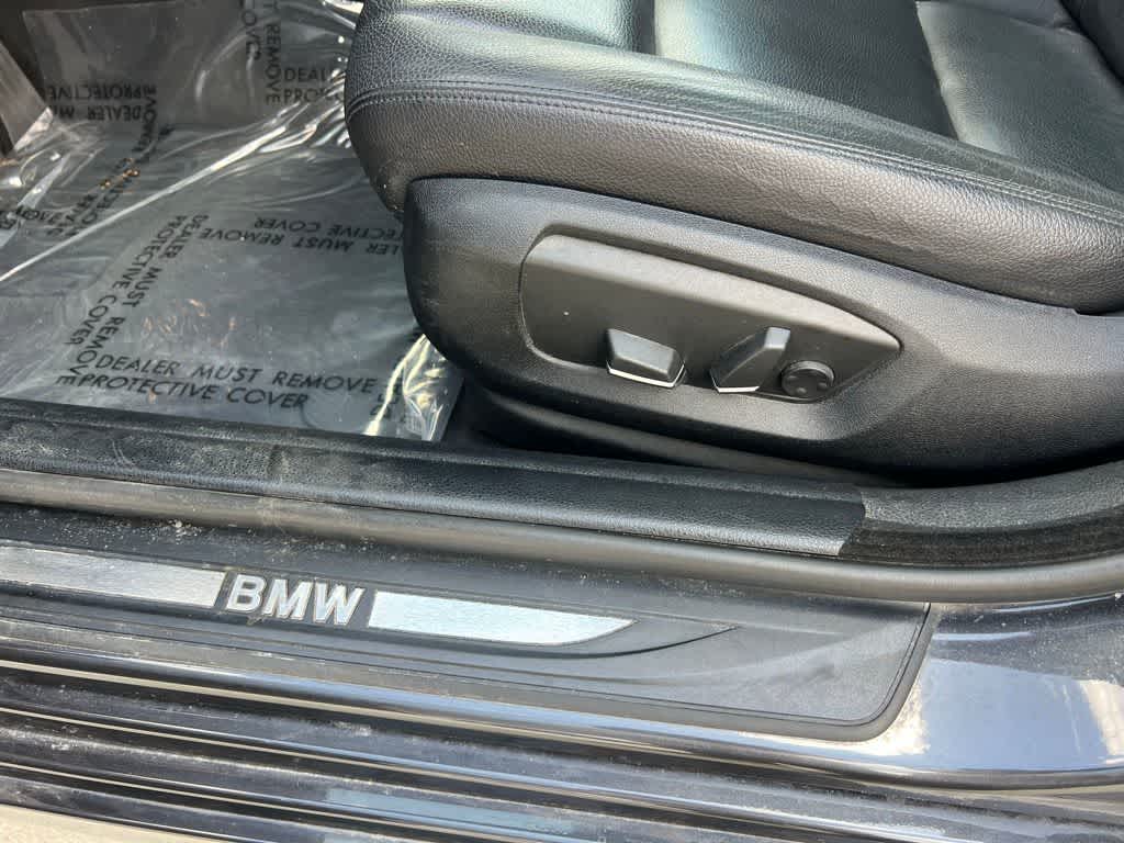 Thumbnail: 2016 BMW 5 Series - 16