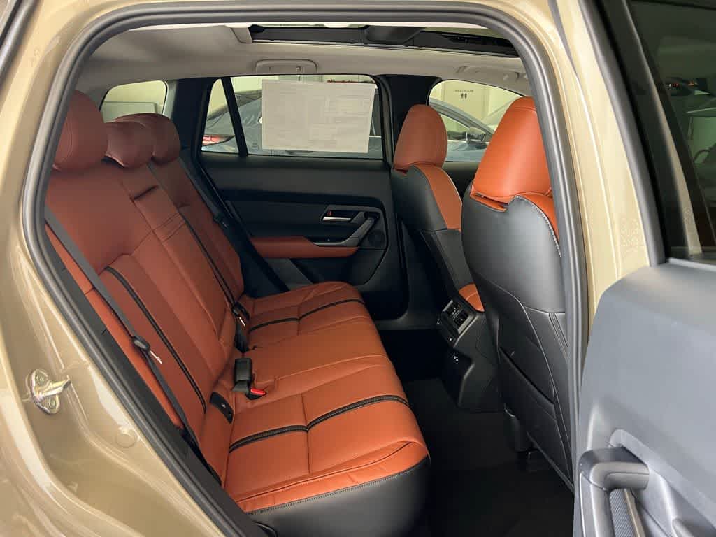 Thumbnail: 2025 Mazda CX-50 - 18