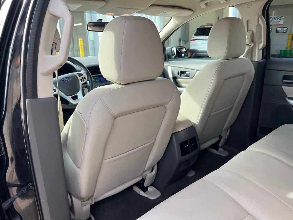 Thumbnail: 2013 Ford Edge - 22