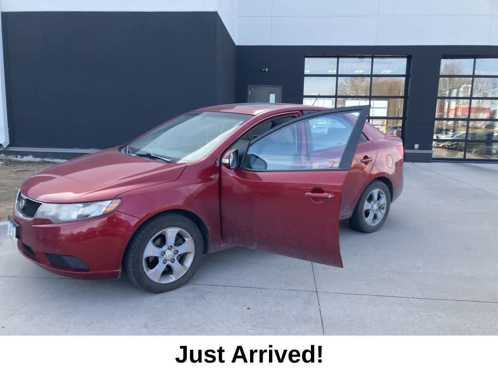 Thumbnail: 2010 Kia Forte - 6