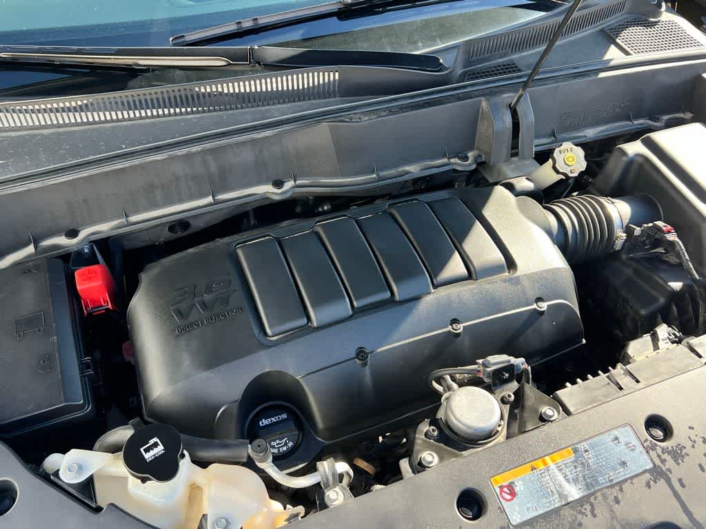 Thumbnail: 2017 Chevrolet Traverse - 14