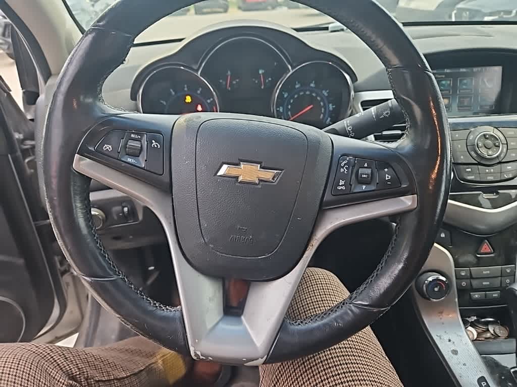 Thumbnail: 2012 Chevrolet Cruze - 11