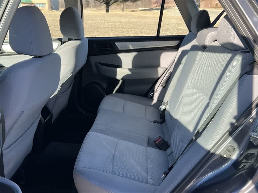 2018 Subaru Outback 2.5i 17