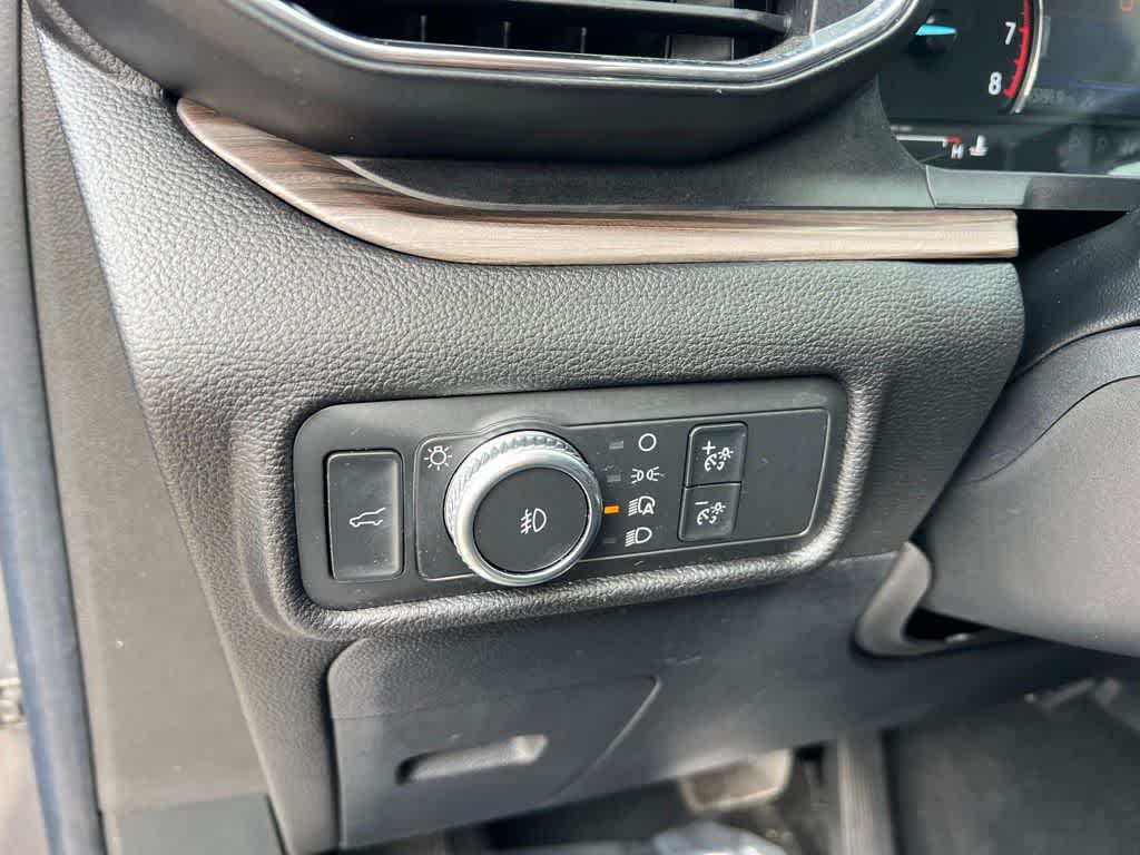 Thumbnail: 2021 Ford Explorer - 14