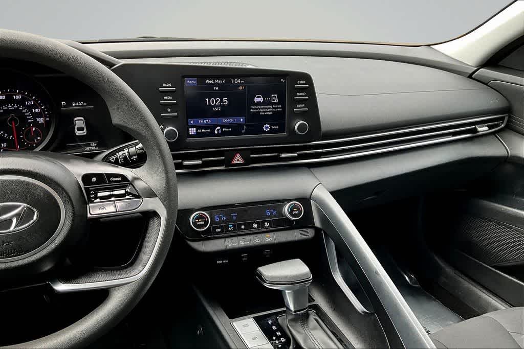Thumbnail: 2022 Hyundai Elantra - 6
