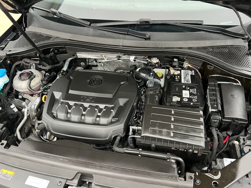 Thumbnail: 2023 Volkswagen Tiguan - 10