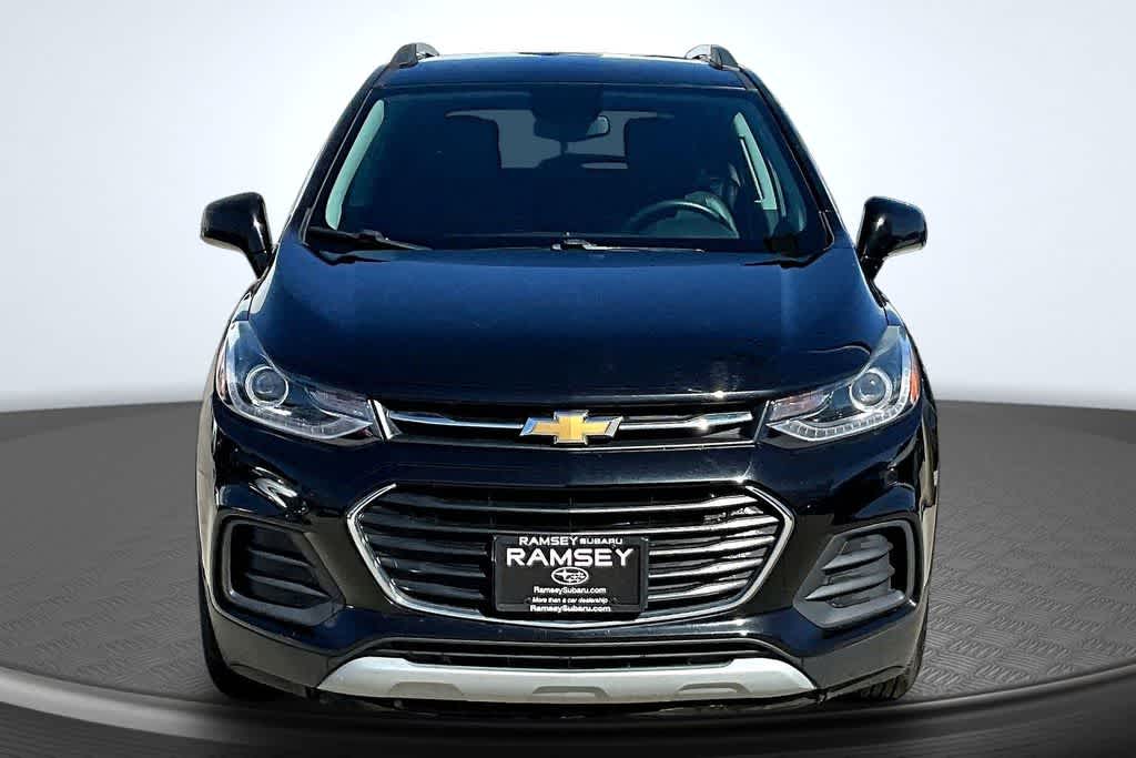 Thumbnail: 2020 Chevrolet Trax - 3
