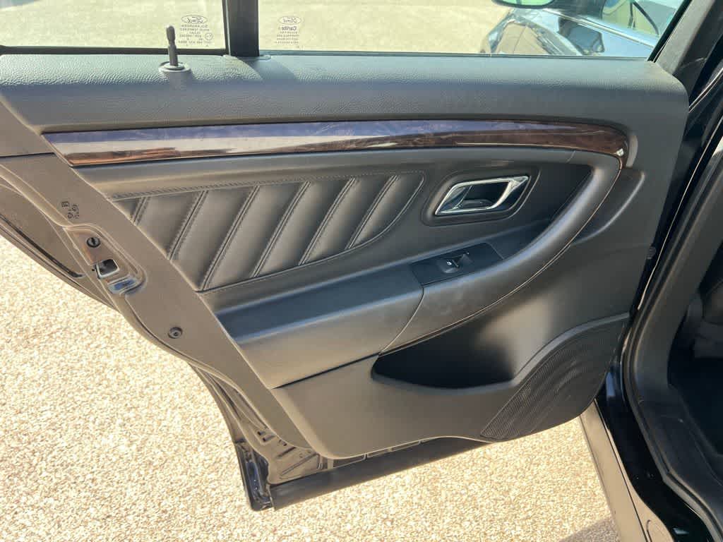 Thumbnail: 2017 Ford Taurus - 20