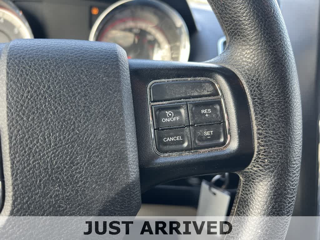 Thumbnail: 2018 Dodge Grand Caravan - 18