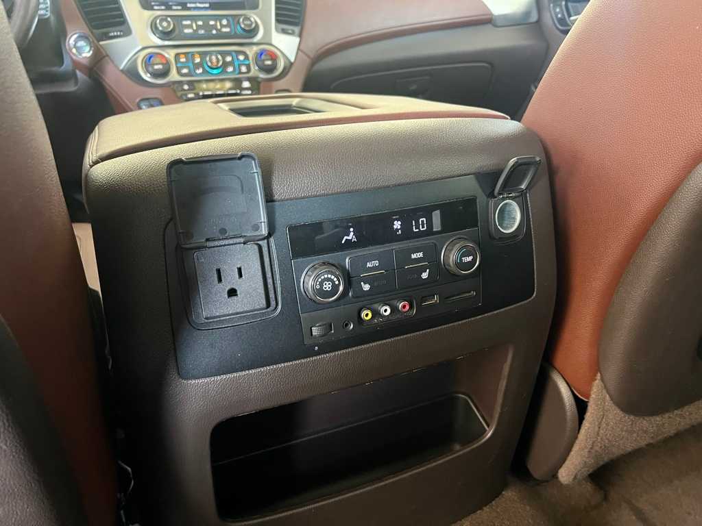 Thumbnail: 2015 Chevrolet Tahoe - 19