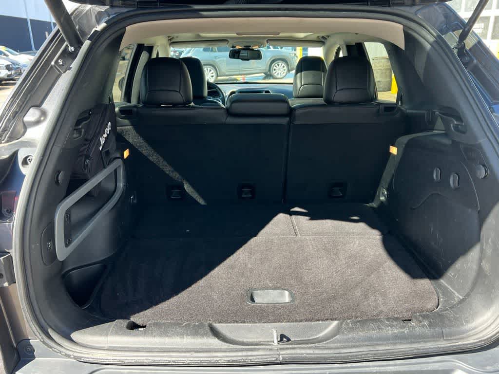 Thumbnail: 2014 Jeep Cherokee - 26