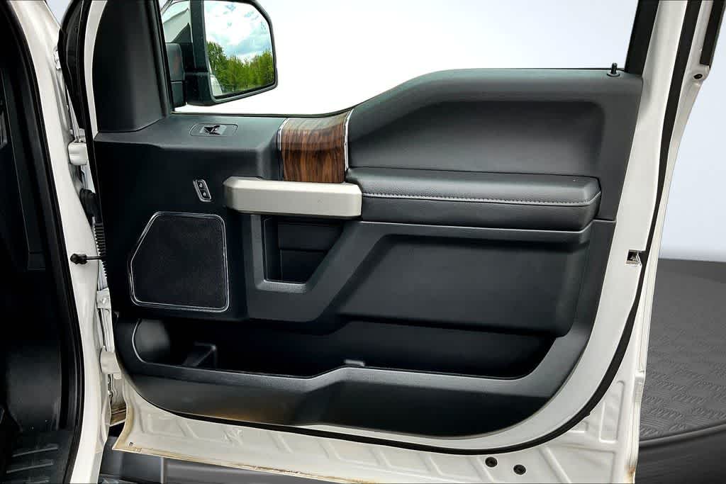 Thumbnail: 2019 Ford F-150 - 19