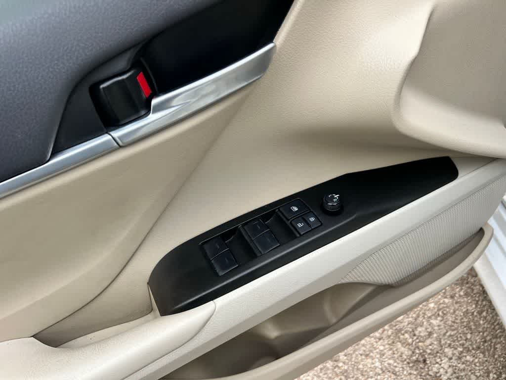 Thumbnail: 2023 Toyota Camry - 13