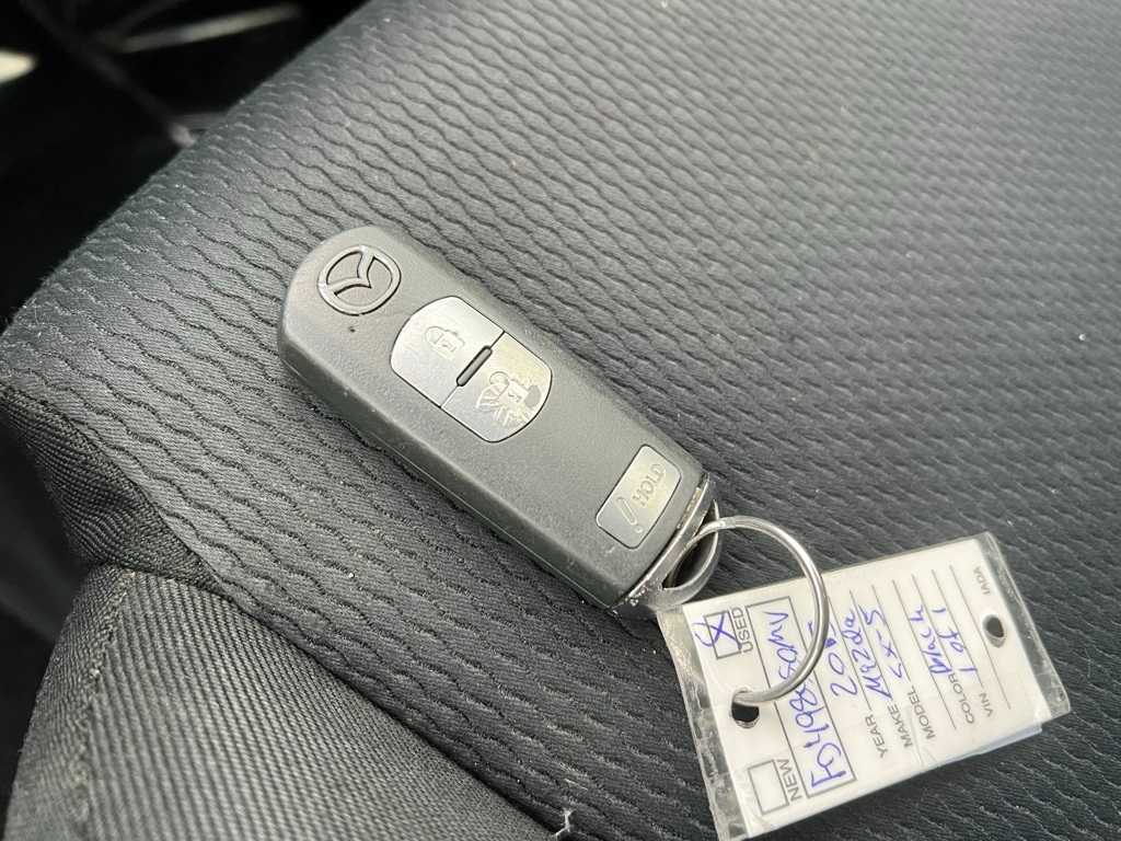 Thumbnail: 2015 Mazda CX-5 - 32