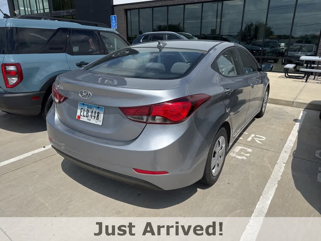 Thumbnail: 2016 Hyundai Elantra - 3