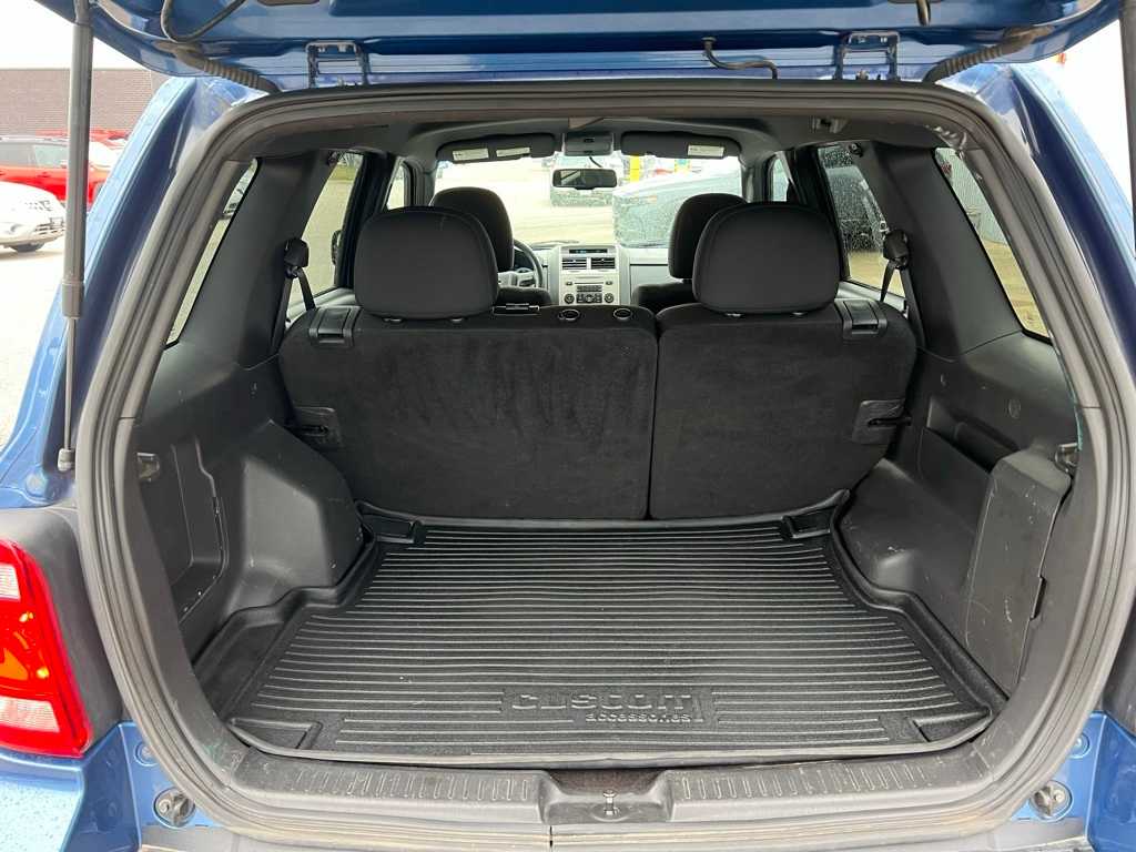 Thumbnail: 2010 Ford Escape - 17