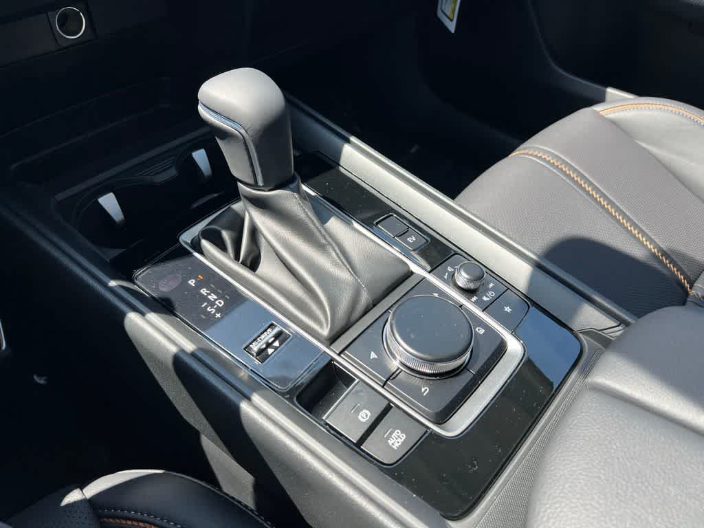 Thumbnail: 2025 Mazda CX-50 - 28