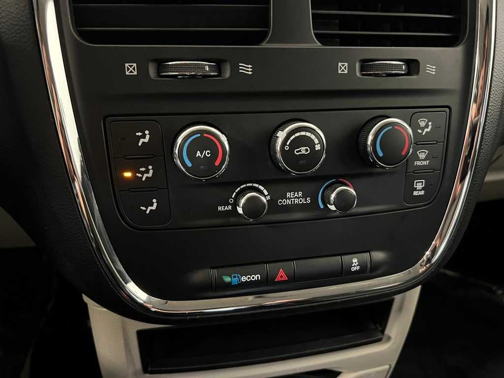 Thumbnail: 2018 Dodge Grand Caravan - 28