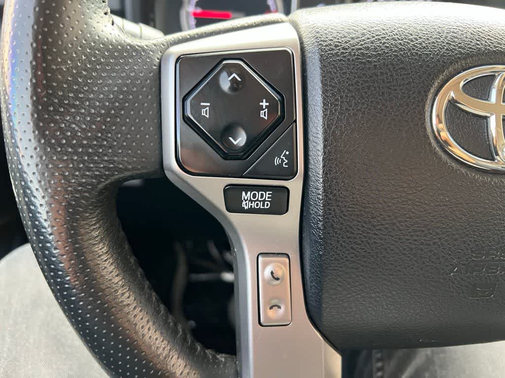 Thumbnail: 2020 Toyota 4Runner - 43