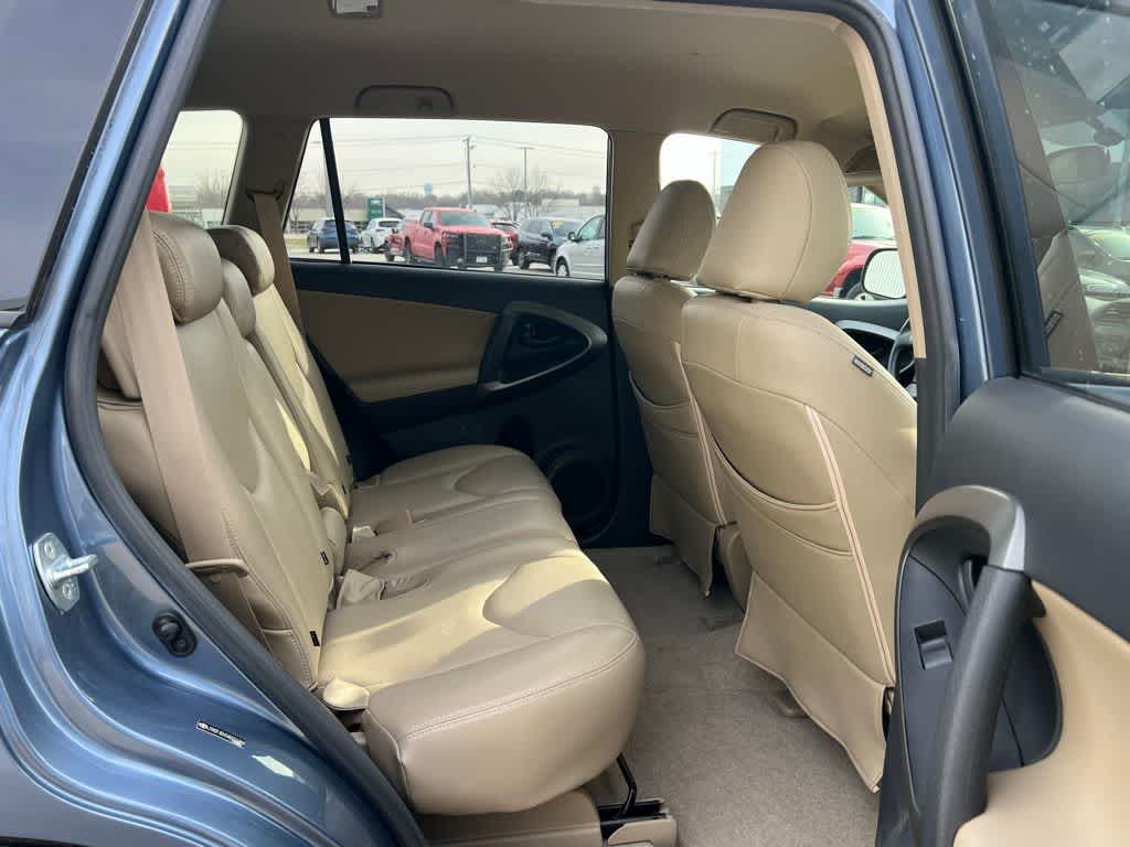 Thumbnail: 2010 Toyota RAV4 - 17