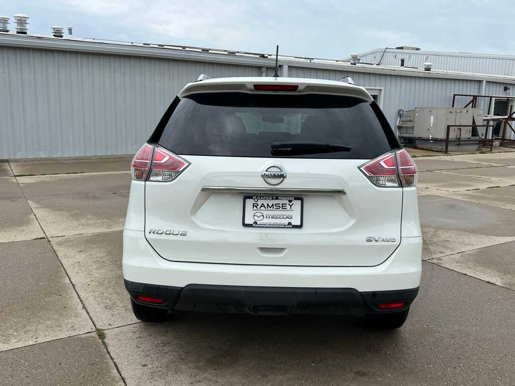 Thumbnail: 2016 Nissan Rogue - 5