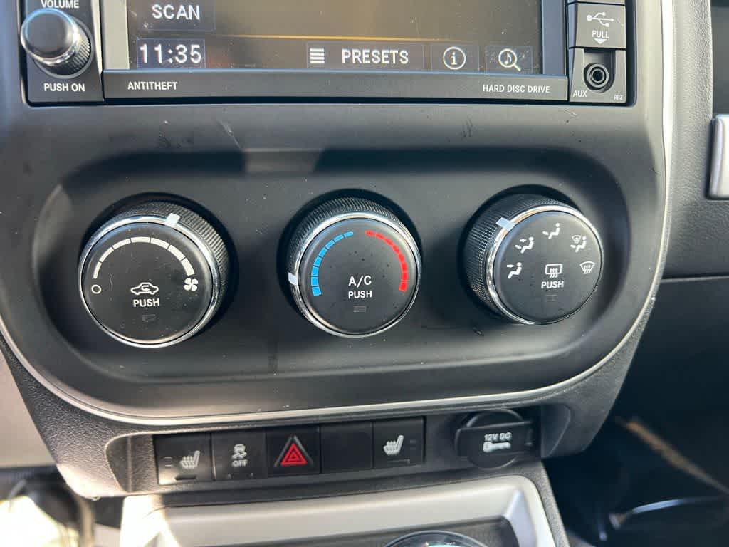 Thumbnail: 2014 Jeep Compass - 28