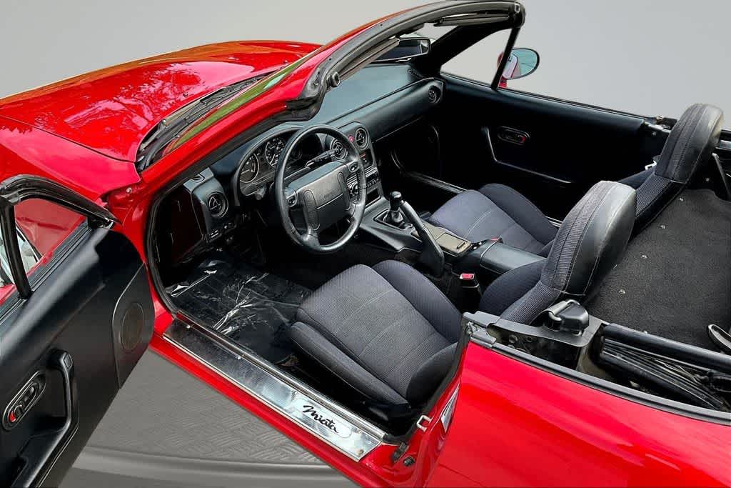 Thumbnail: 1992 Mazda MX-5 Miata - 13