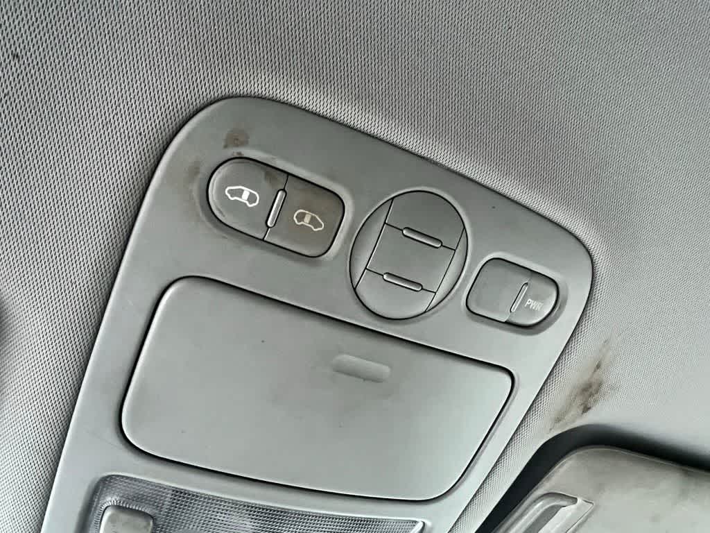 Thumbnail: 2012 Kia Sedona - 29