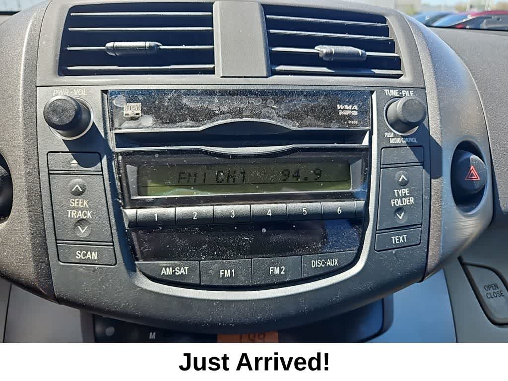 Thumbnail: 2009 Toyota RAV4 - 7