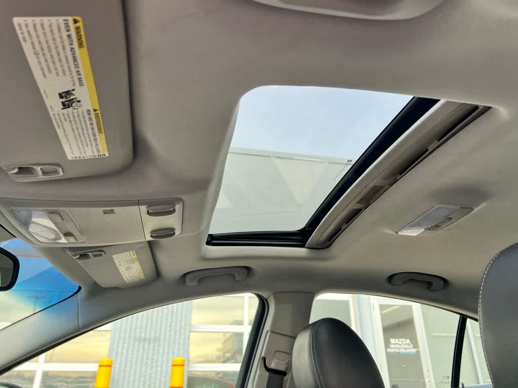 Thumbnail: 2011 Chevrolet Cruze - 17