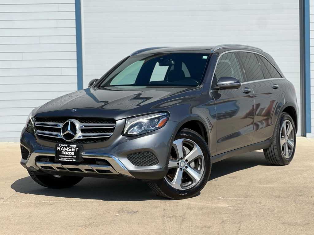 2017 Mercedes-Benz GLC 300 -
                  Urbandale, IA