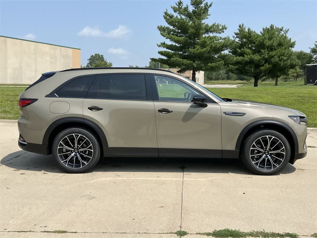 Thumbnail: 2025 Mazda CX-70 - 7