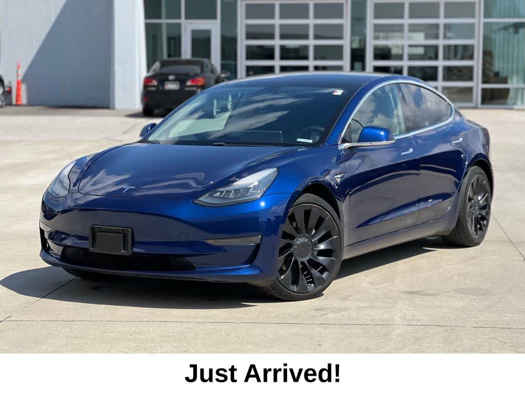 Thumbnail: 2019 Tesla Model 3 - 1