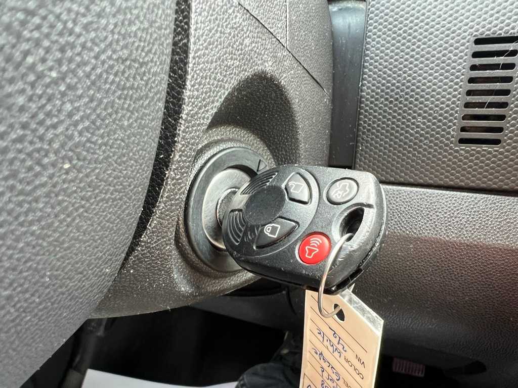 Thumbnail: 2008 Ford Escape - 32