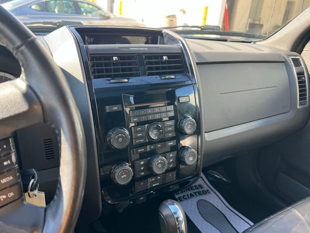 Thumbnail: 2011 Ford Escape - 25