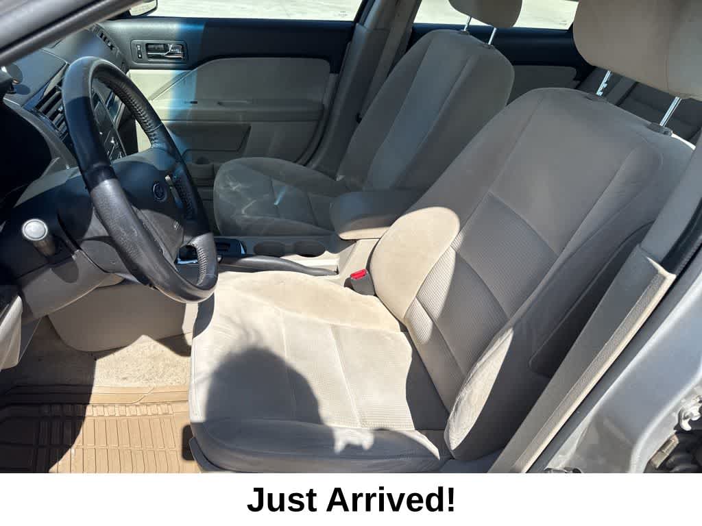 Thumbnail: 2008 Ford Fusion - 6