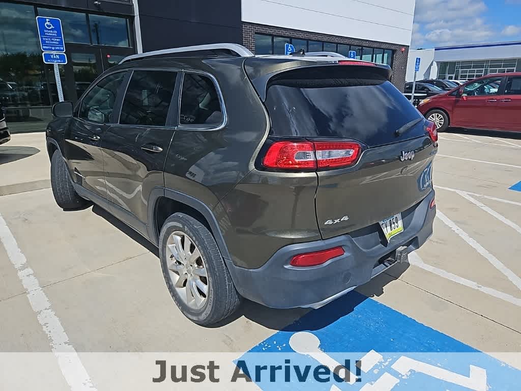 Thumbnail: 2015 Jeep Cherokee - 4