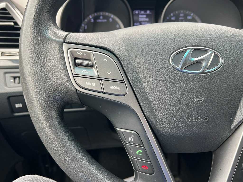 Thumbnail: 2015 Hyundai Santa Fe - 20