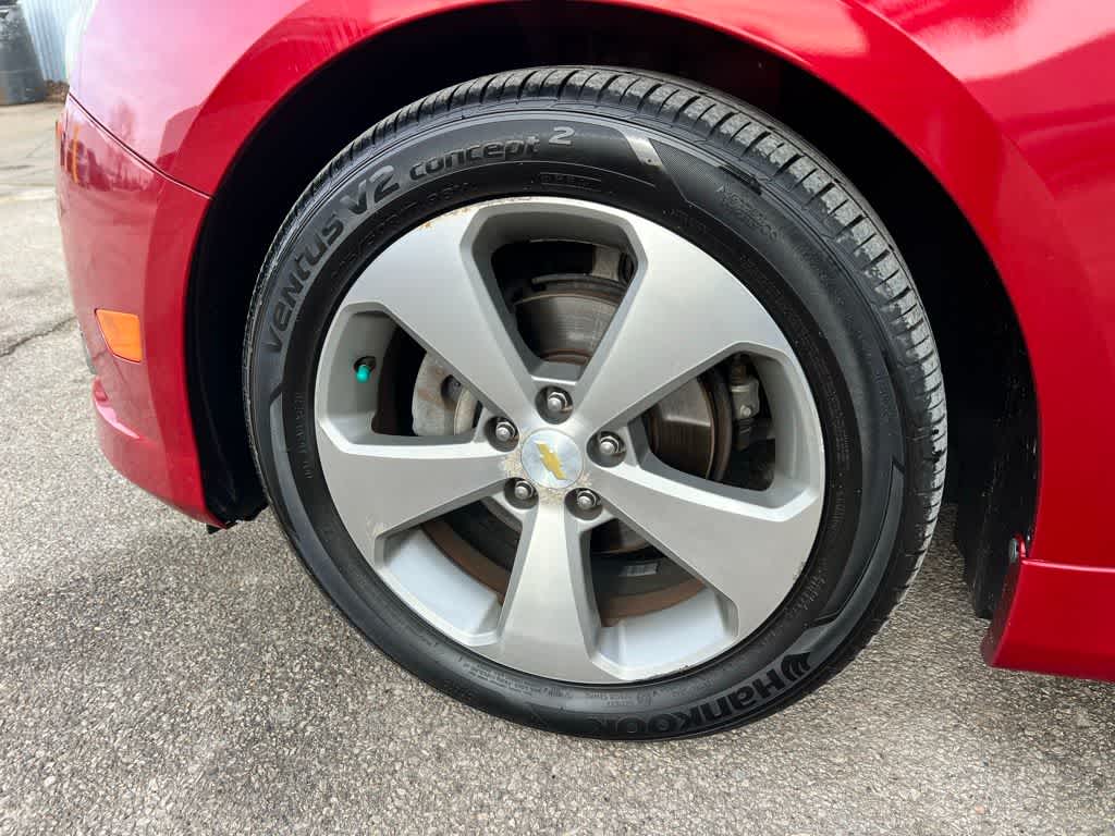 Thumbnail: 2011 Chevrolet Cruze - 10