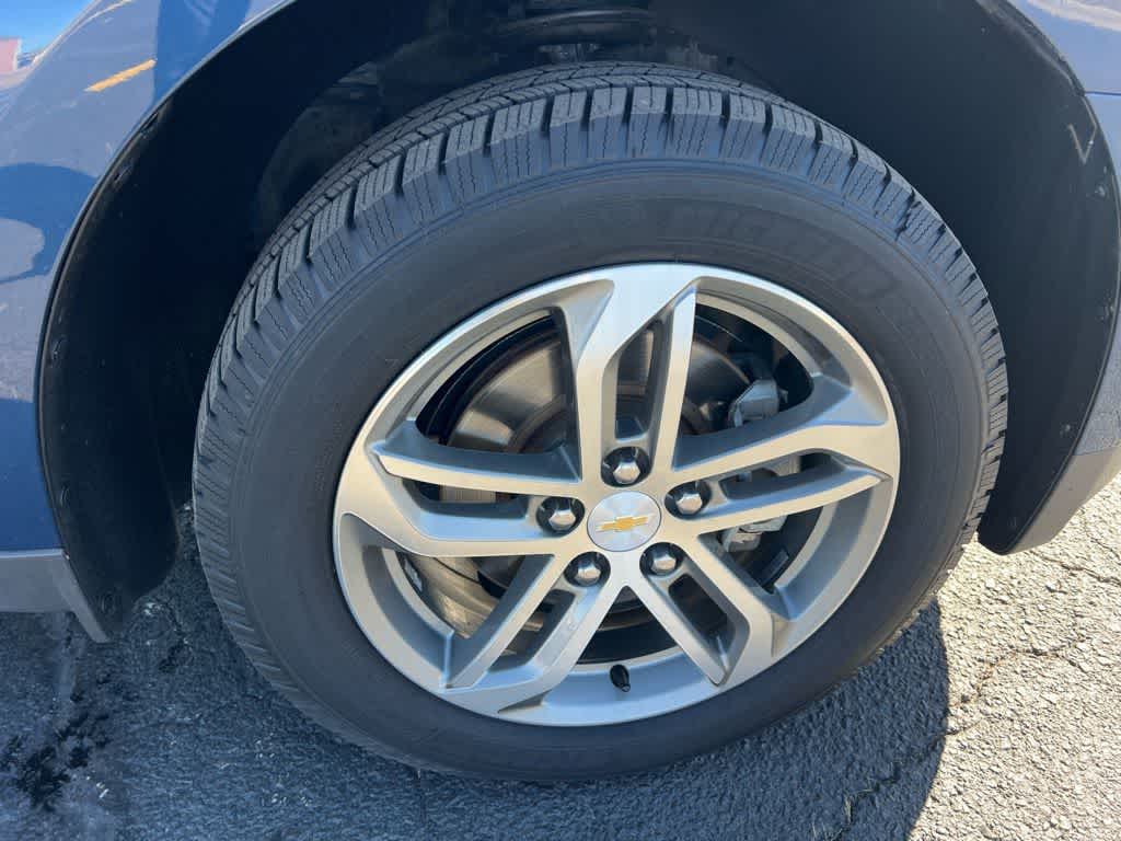 Thumbnail: 2016 Chevrolet Equinox - 12